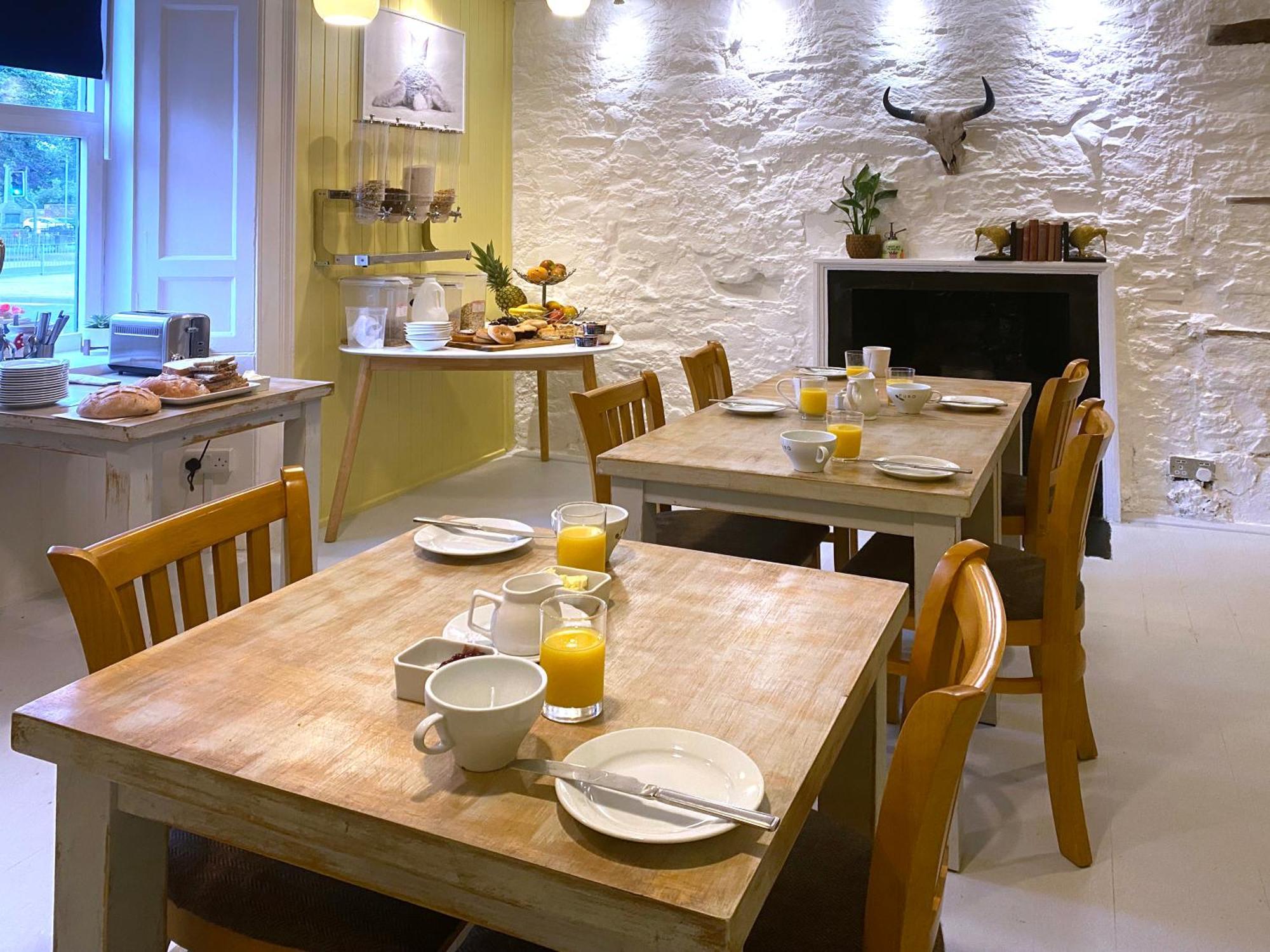 Red Lion, Coorie Inn Earlston 외부 사진